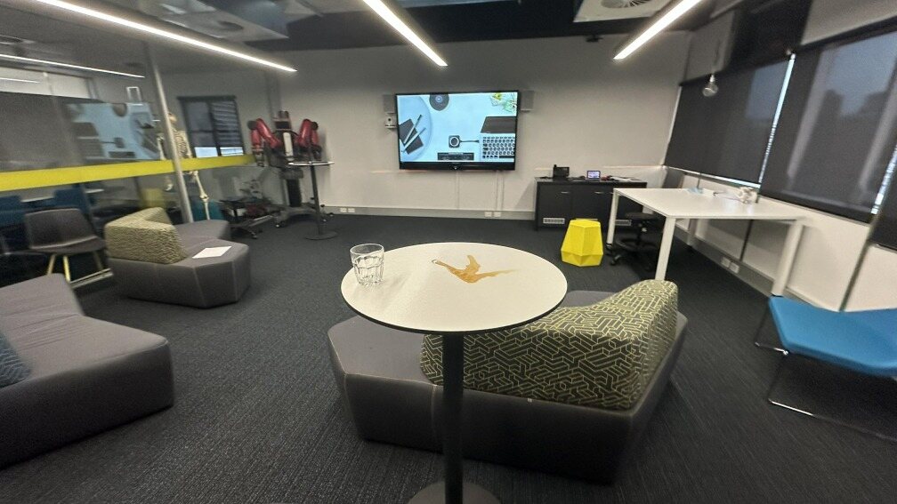 Lounge: post-change inference image